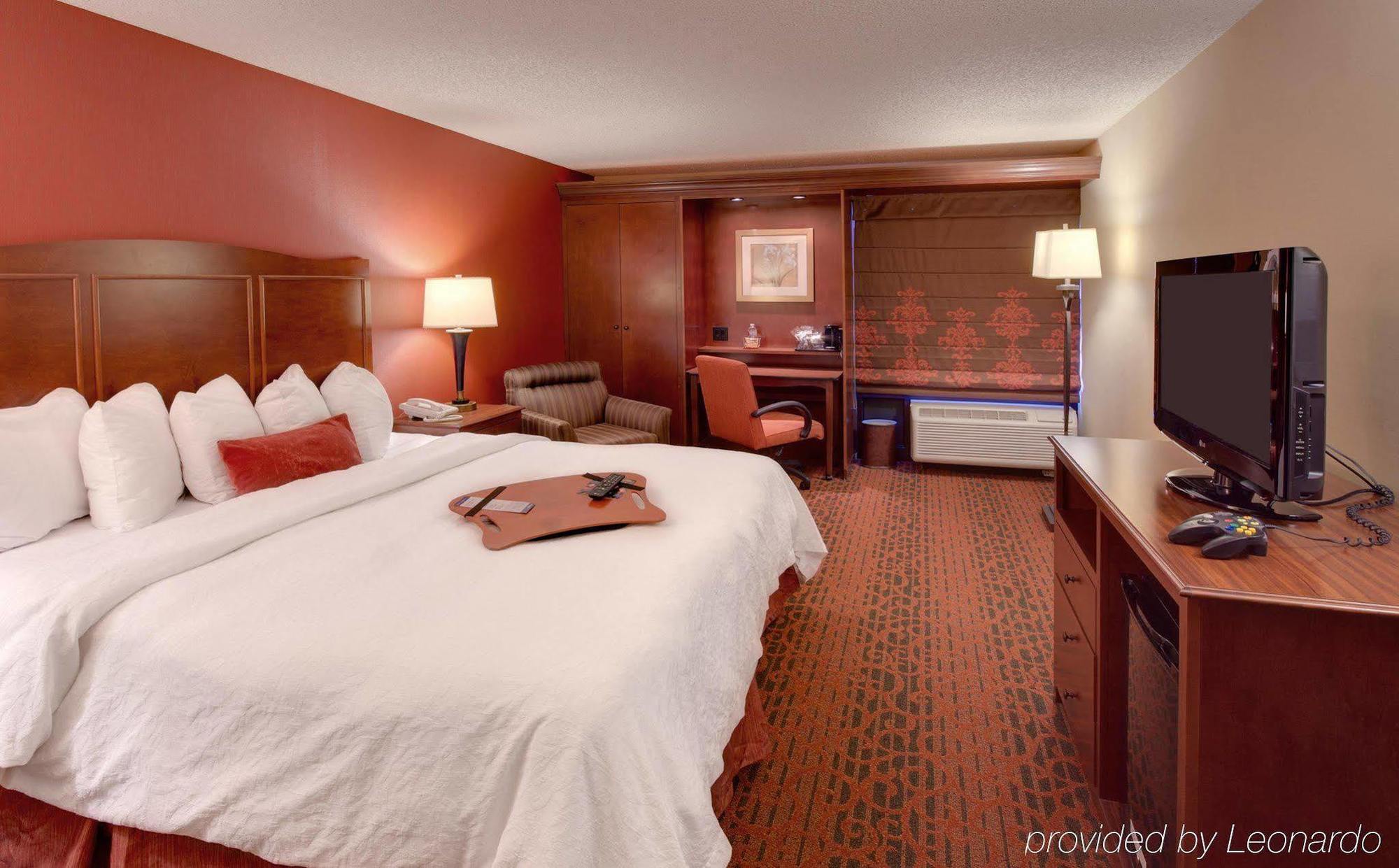Hampton Inn Salt Lake City/Санді Номер фото
